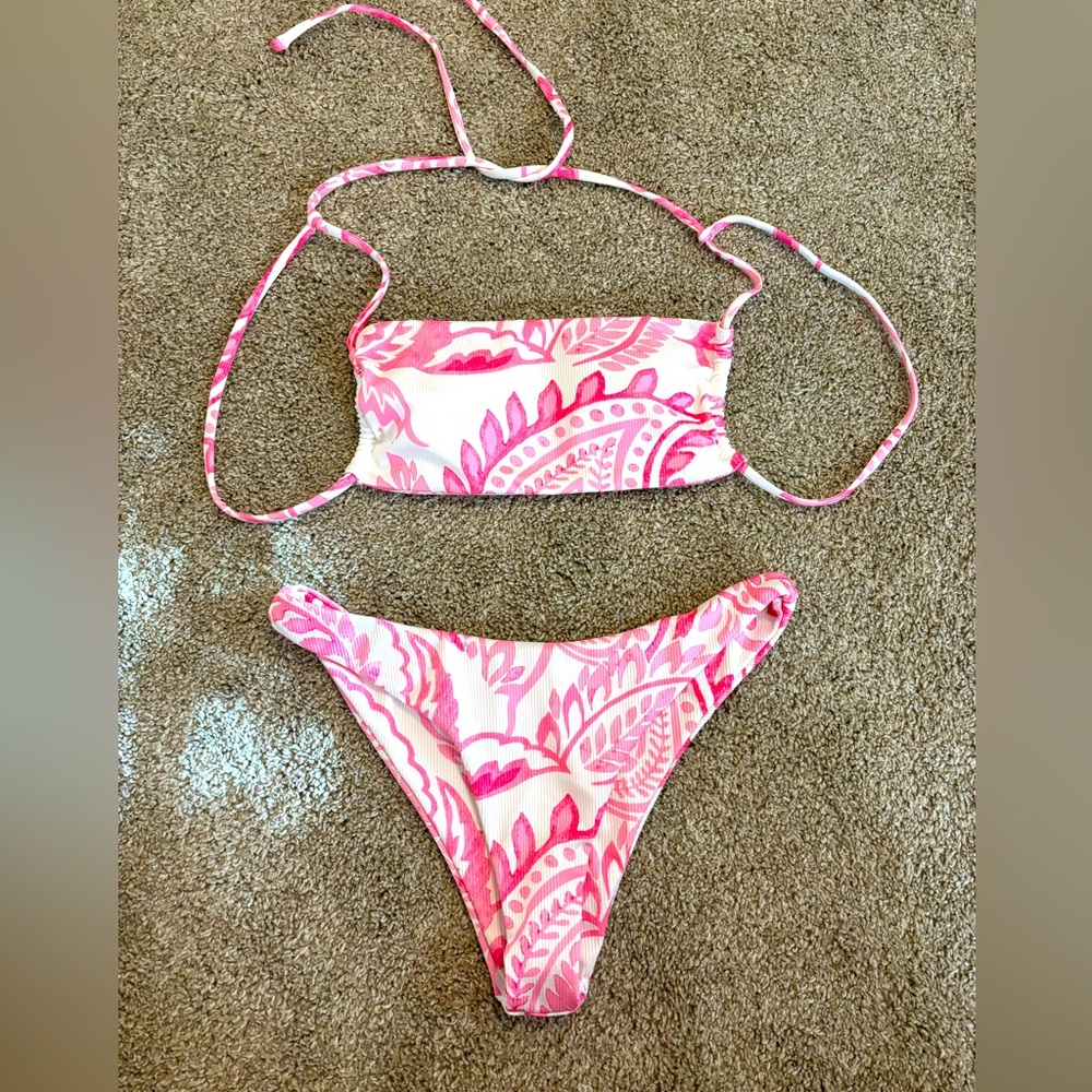 Paisley Print Bikini Swimsuit. Size 4 (small).